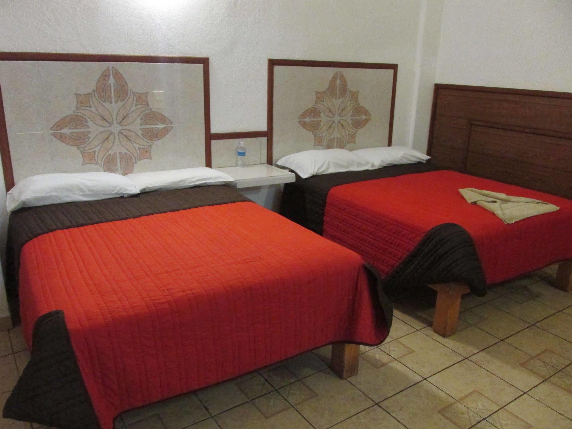 Hotel Albatros Manzanillo Dış mekan fotoğraf