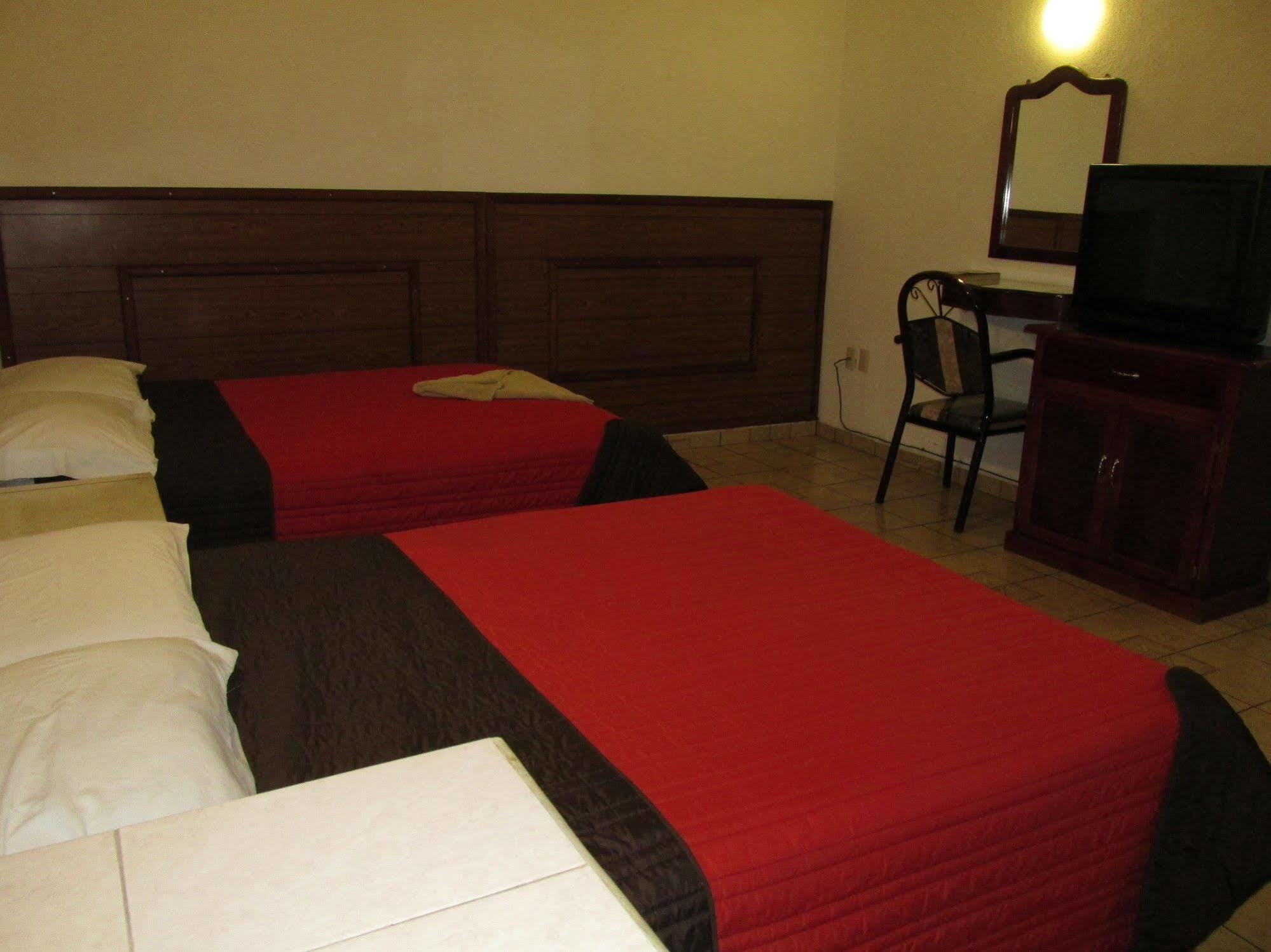 Hotel Albatros Manzanillo Dış mekan fotoğraf
